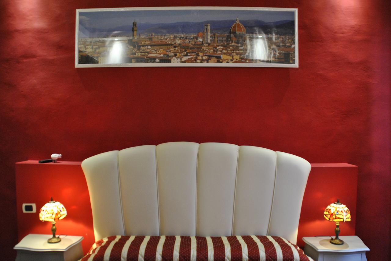Firenze Rentals Suite Servi Luaran gambar