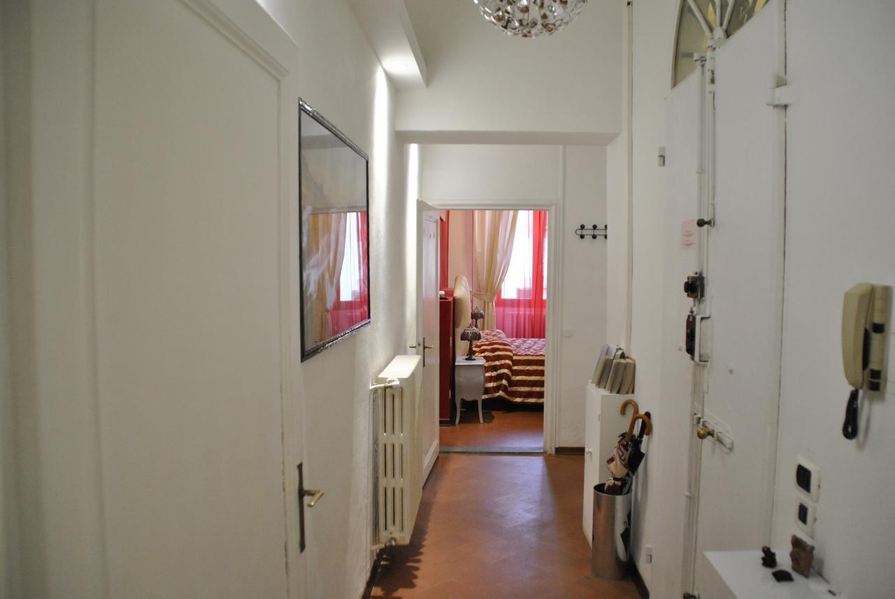 Firenze Rentals Suite Servi Luaran gambar