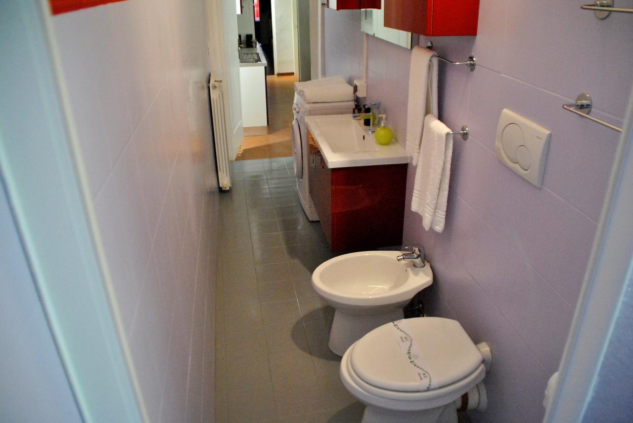 Firenze Rentals Suite Servi Luaran gambar