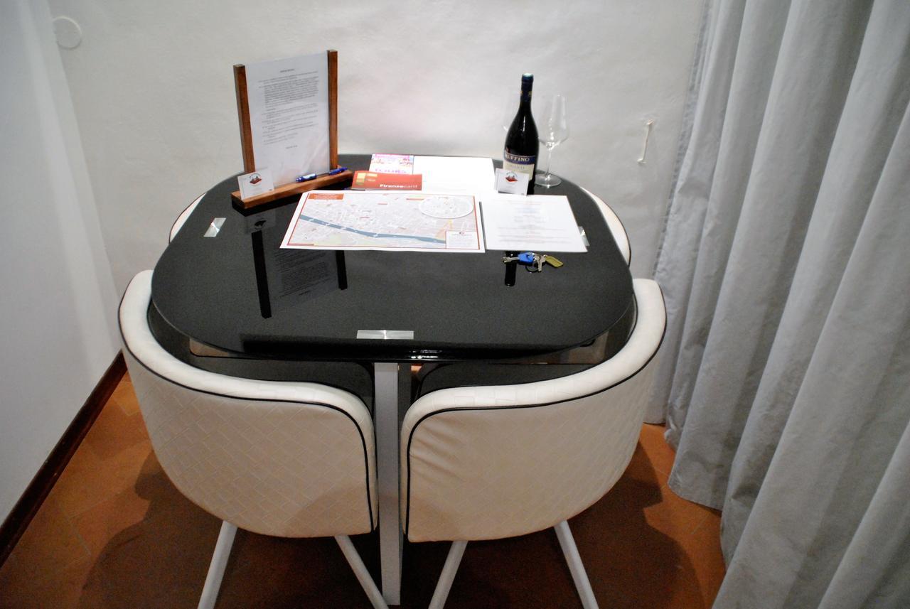Firenze Rentals Suite Servi Butiran Makro gambar